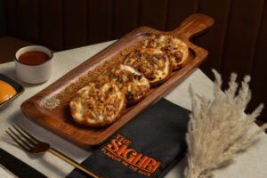 Chicken And Cheese Garlic Bread